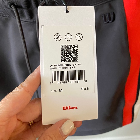 NWT Wilson Skirt | In-Bounds Skirt Black Striped-Size M - Picture 8 of 9